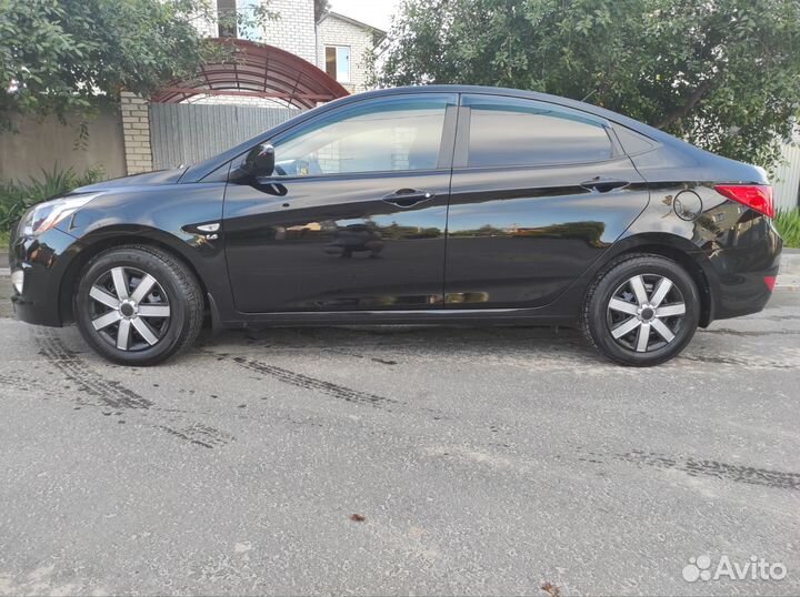 Hyundai Solaris 1.6 МТ, 2015, 40 300 км