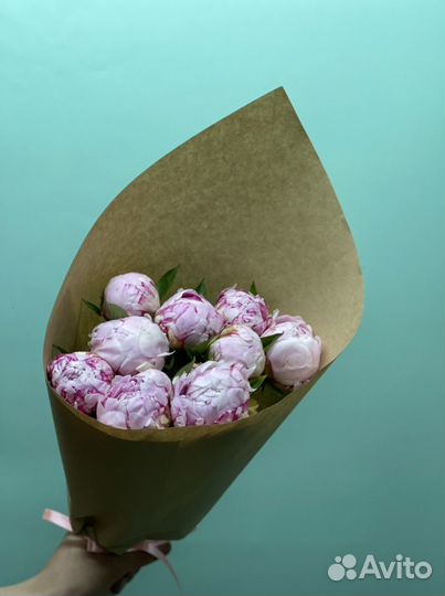 Пионы букет