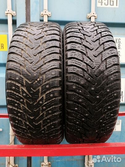 Nokian Tyres Hakkapeliitta 8 SUV 215/65 R16