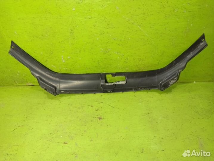 Накладка замка капота Audi Q7 4L 4.2 BAR 2008