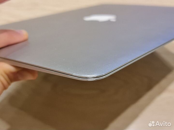 Apple MacBook Air 13