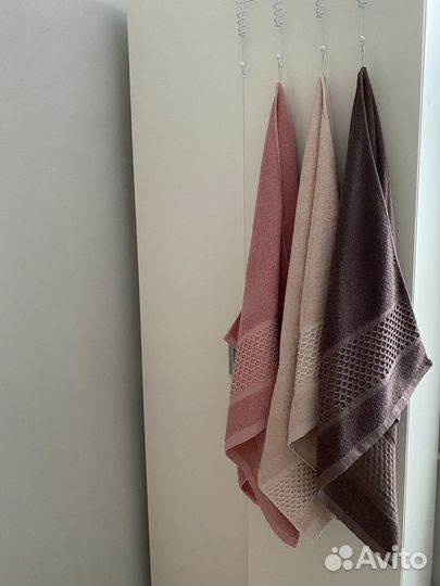 Махровые полотенца новые