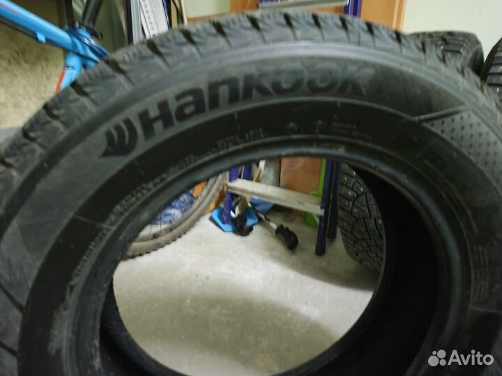 Hankook Winter I'Cept IZ2 205/65 R16