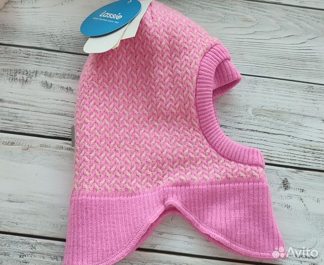 Шапка шлем lassie 48 демисезон новая