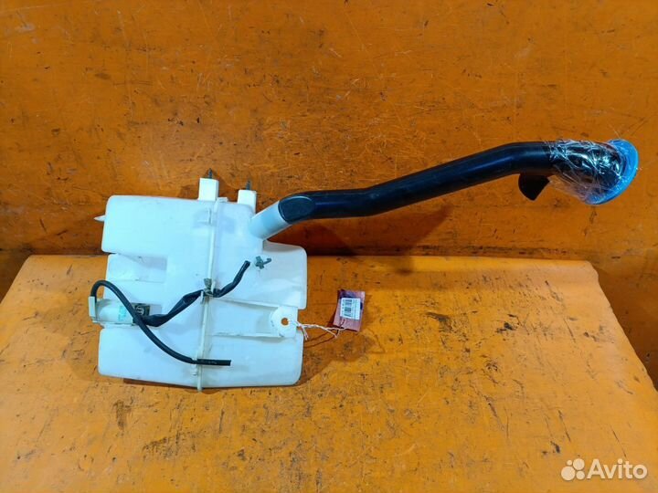 Бачок омывателя Nissan Fuga PY50