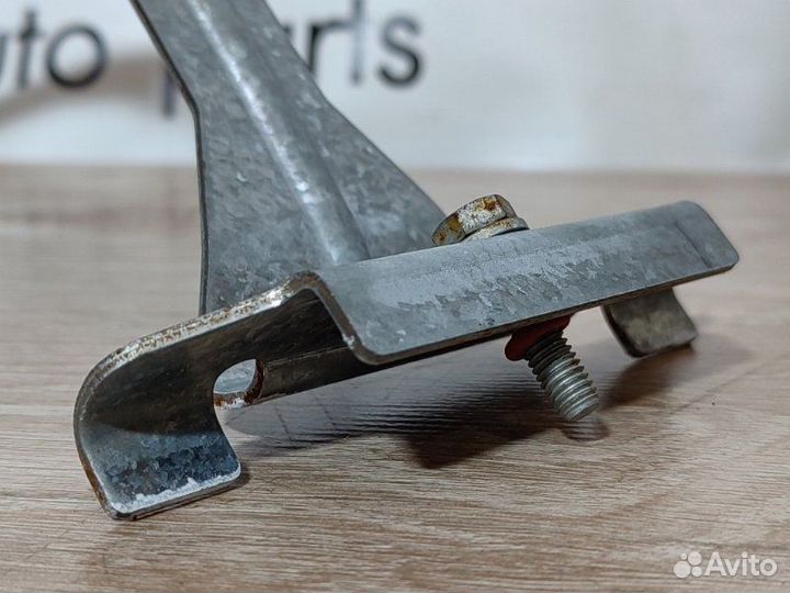 Крепление аккумулятора Bmw X5 E70 N52B30AF 2008