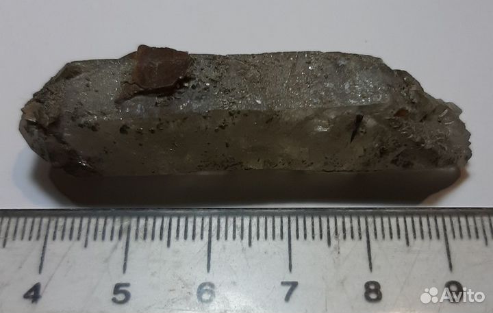 Кварц с брукитом и анатазом Приполярного Урала