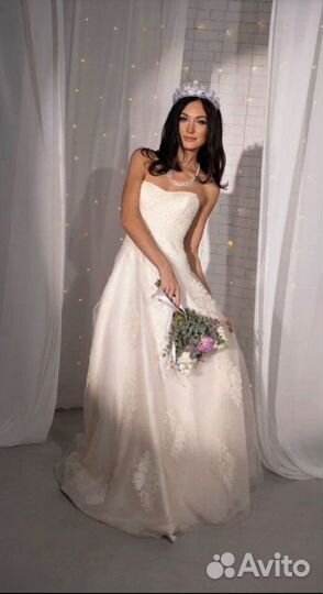 Свадебное платье 40-42 р-р