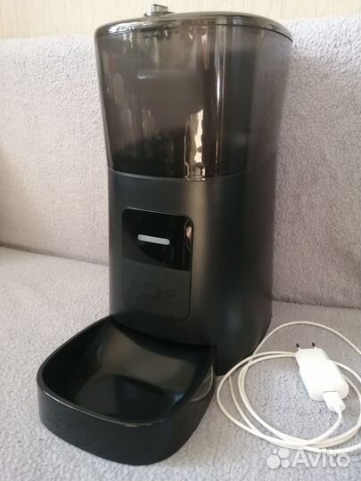 Автокормушка для кошек и собак