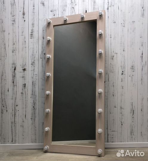 Зеркало с подсветкой