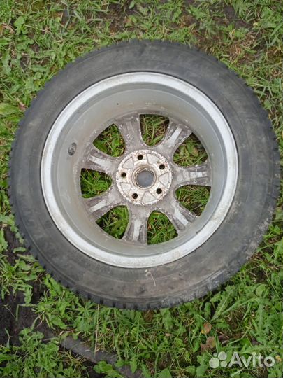 Dunlop SP Winter Ice 01 205/55 R16 94T