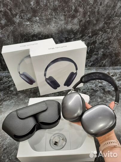 Беспроводные наушники Apple AirPods max