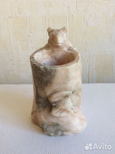 Подставка для карандашей. Мрамор. Начало XX века