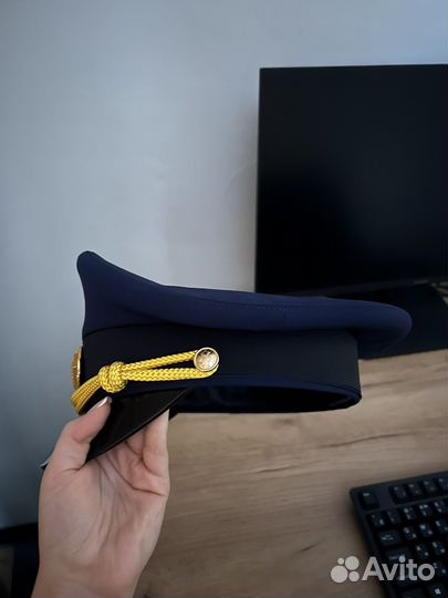 Фуражка офисная 57 размер