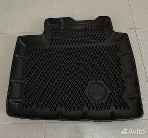 Полики на Geely monjaro