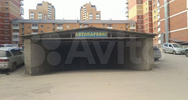 Машиноместо, 18 м²