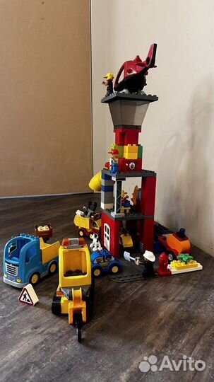 Lego Duplo пожарная станция + техника