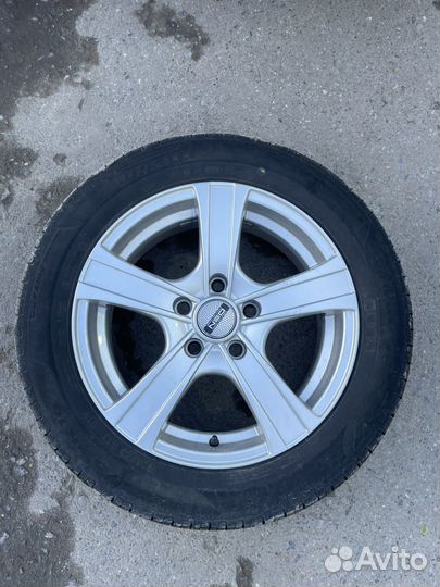 Pirelli Cinturato P7 205/55 R16