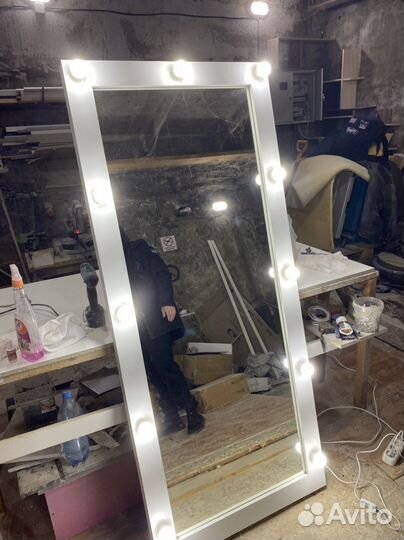 Гримерное зеркало