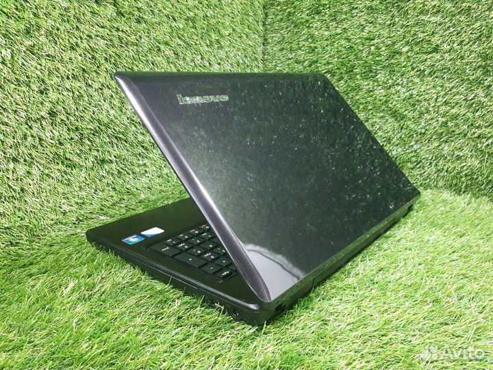 Lenovo G570 / Pentium / 4 Gb / Удобная клавиатура