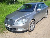 Skoda Octavia 1.6 AT, 2011, 240 296 км, с пробегом, цена 950 000 руб.