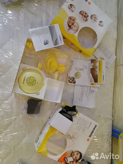 Молокоотсос Medela Swing