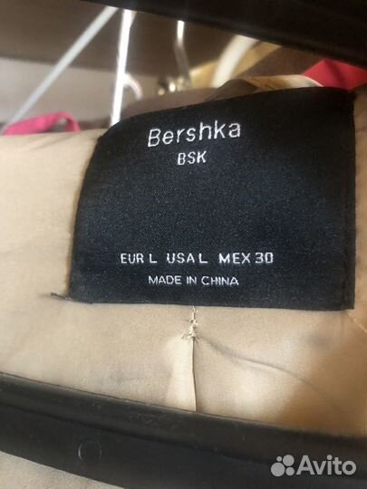 Куртка из искусственного меха Bershka