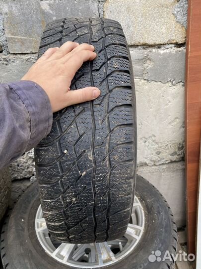 Viatti Bosco S/T V-526 205/70 R15