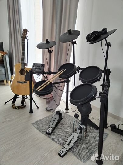 Электронные ударные