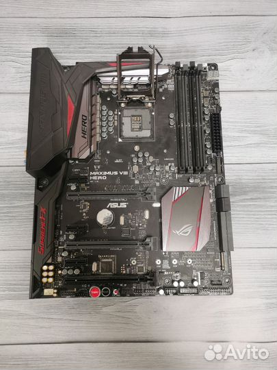 Материнская плата