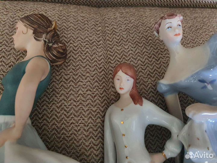 Фарфоровая статуэтка Танцовшица Royal Dux