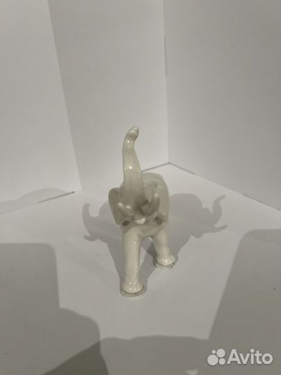 Фарфоровая статуэтка слон Wagner&Apel Германия