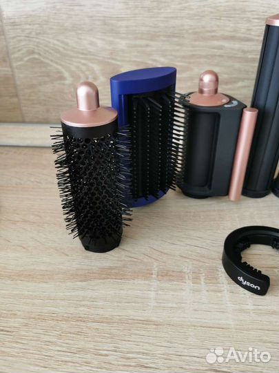 Насадки от стайлера dyson по штучно