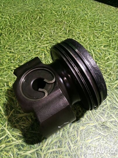 Поршень Renault Premium 2007 20860237