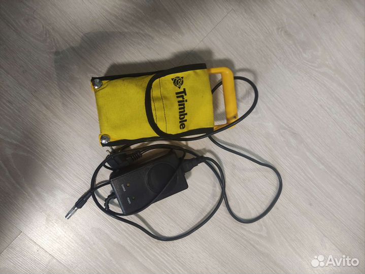 Внешнее питание для gnss Trimble с зу