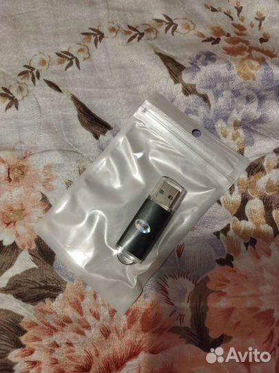 Флешка USB 2.0 (8, 16, 32, 64 Gb)