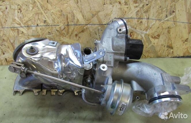 Турбина Mercedes-Benz GL X166 2014 2760901580