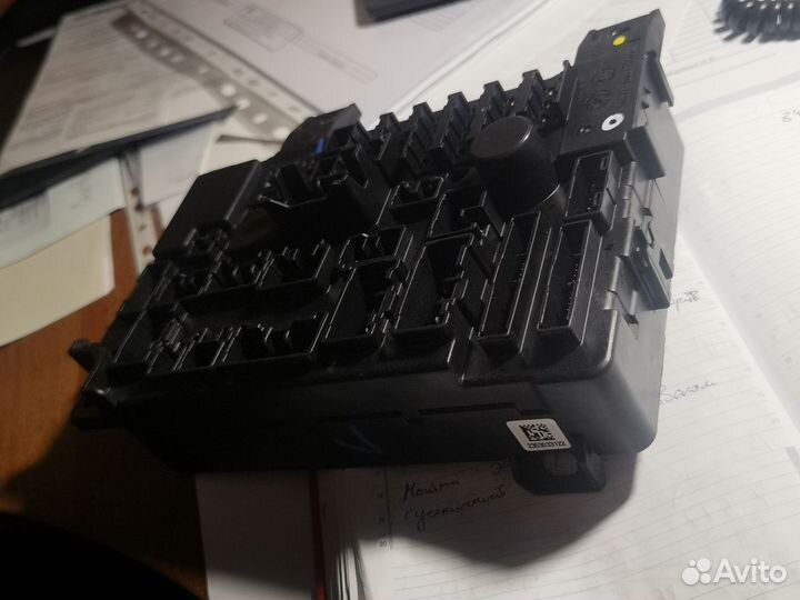 Блок предохранителей Mitsubishi Outlander 3 GF3W