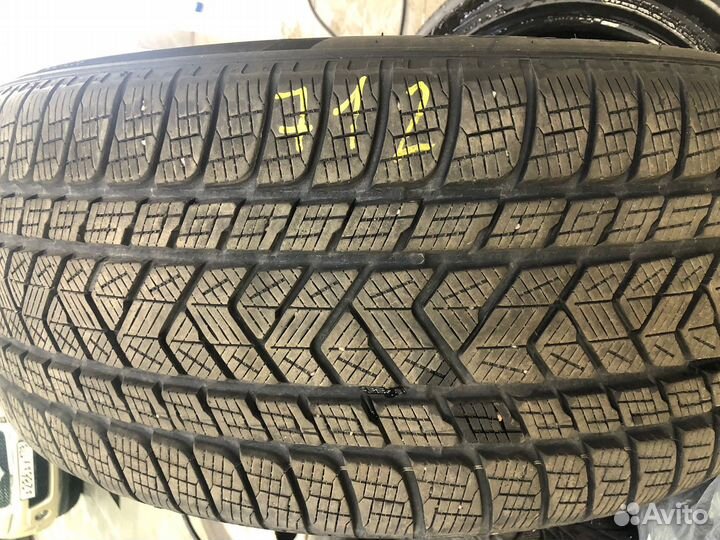 Pirelli Scorpion Winter 275/45 R21 107V