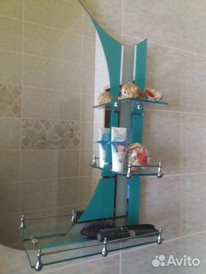 Раковина в ванную с тумбой бу,и зеркало