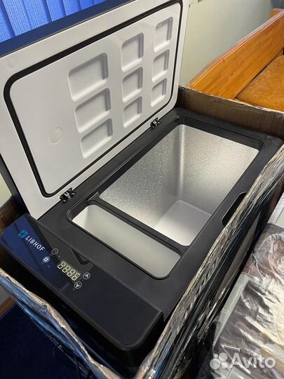 Автомобильный холодильник компрессорный libhof