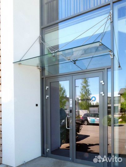 Козырек из стекла