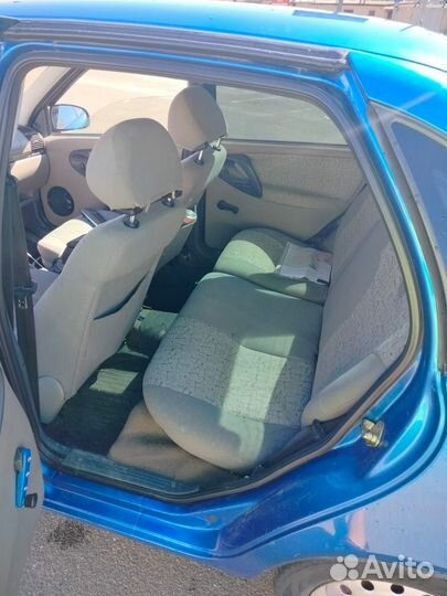 LADA Priora 1.6 МТ, 2009, 100 000 км