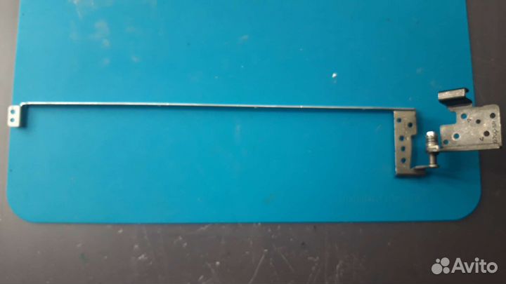 Петля для Lenovo G700