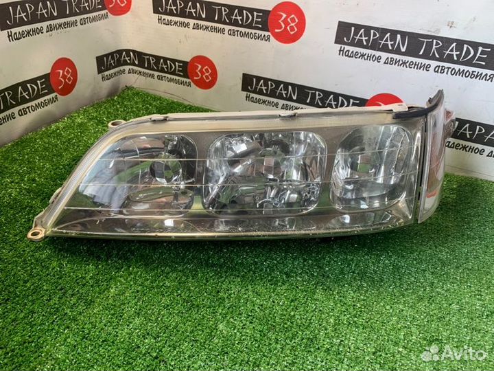 Фара левая Toyota Mark Ii JZX100 1JZ-GTE 09.1996
