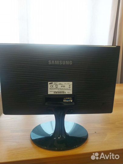 Монитор Samsung 17