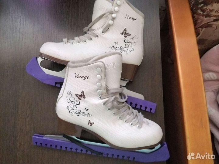 Коньки фигурные