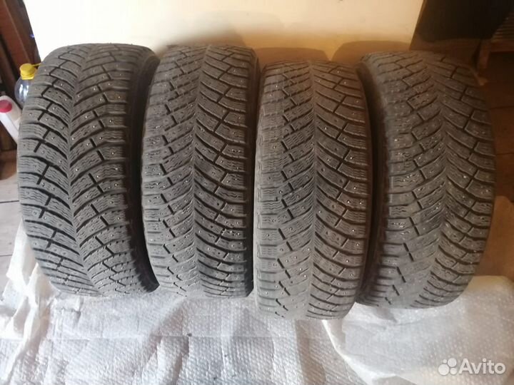 Michelin X-Ice North 4 235/45 R18