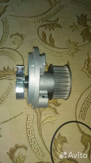 Водяной насос, помпа водяная Hepu для Opel