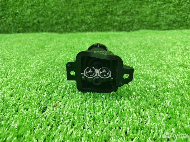 Форсунка омывателя фары правая Audi A6 C6 4F рест